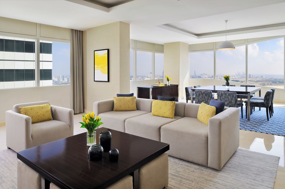 Suite, 1 Bedroom (Ambassador)