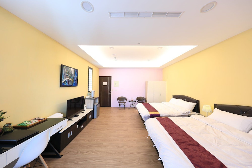 Family Quadruple Room photo 2