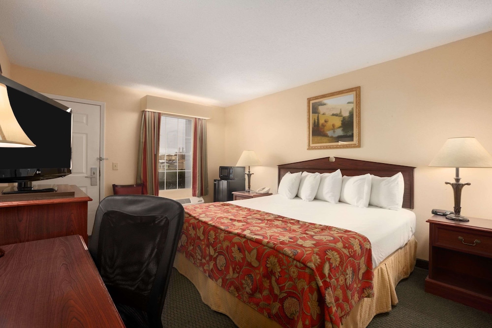 Room, Accessible - Photo 1