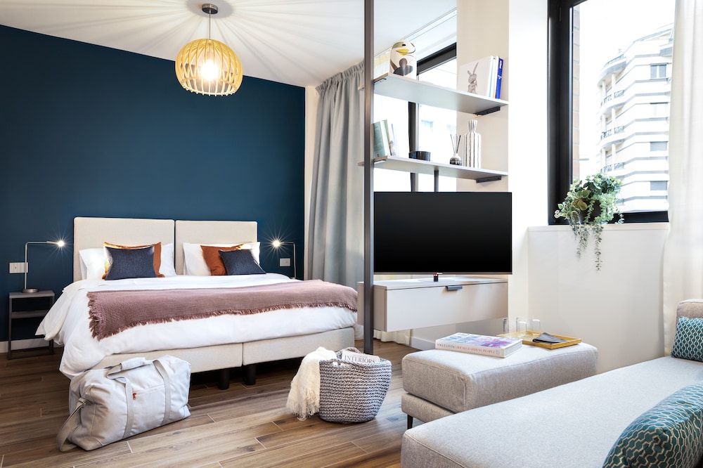 Urban Accessible Apartment