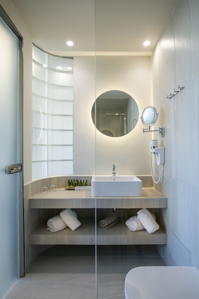 Superior Room (Athens View) thumbnail 5