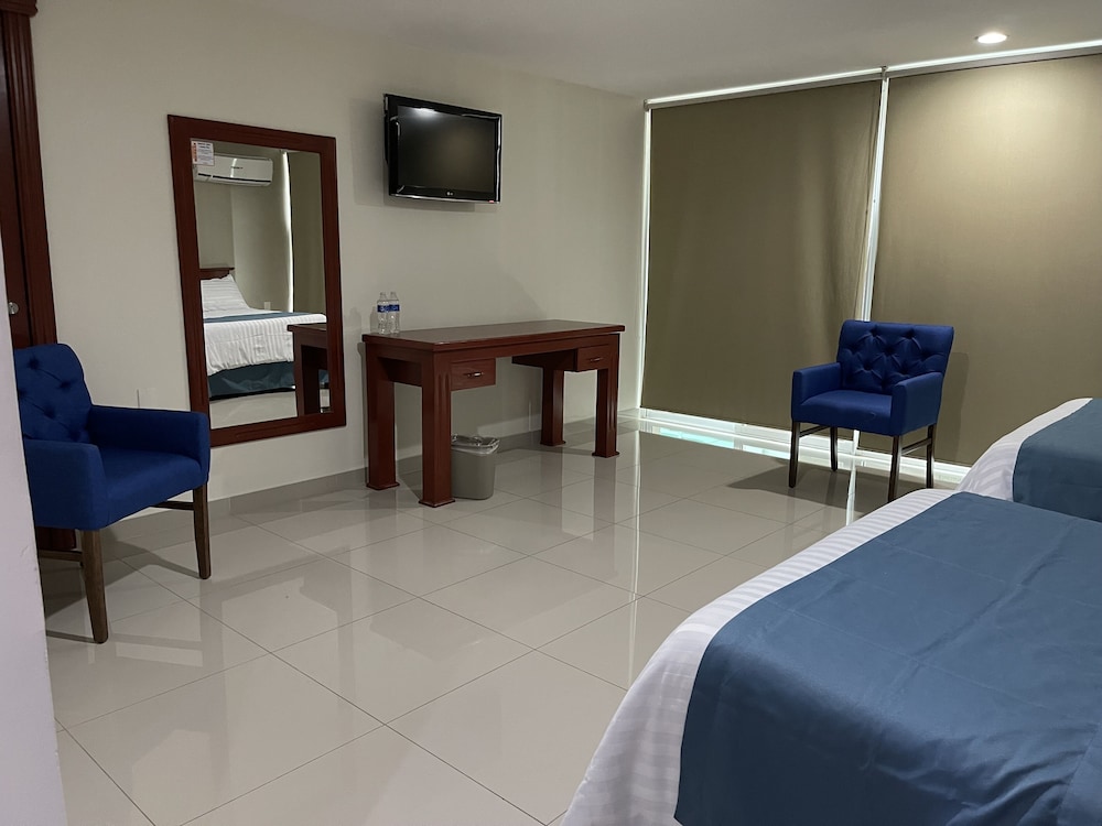 Quadruple Room, 2 Double Beds photo 2