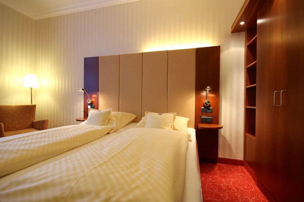 Double Room - Photo 5