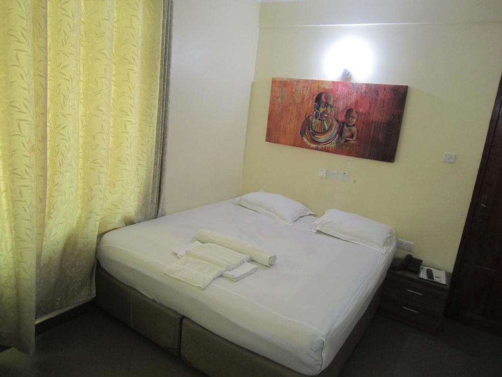 Deluxe Double Room, 1 King Bed, Non Smoking, Courtyard View