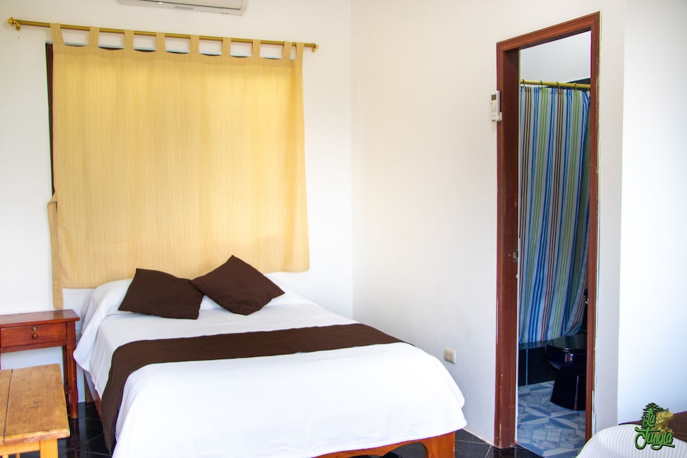 Executive Double or Twin Room, Beach View photo 2