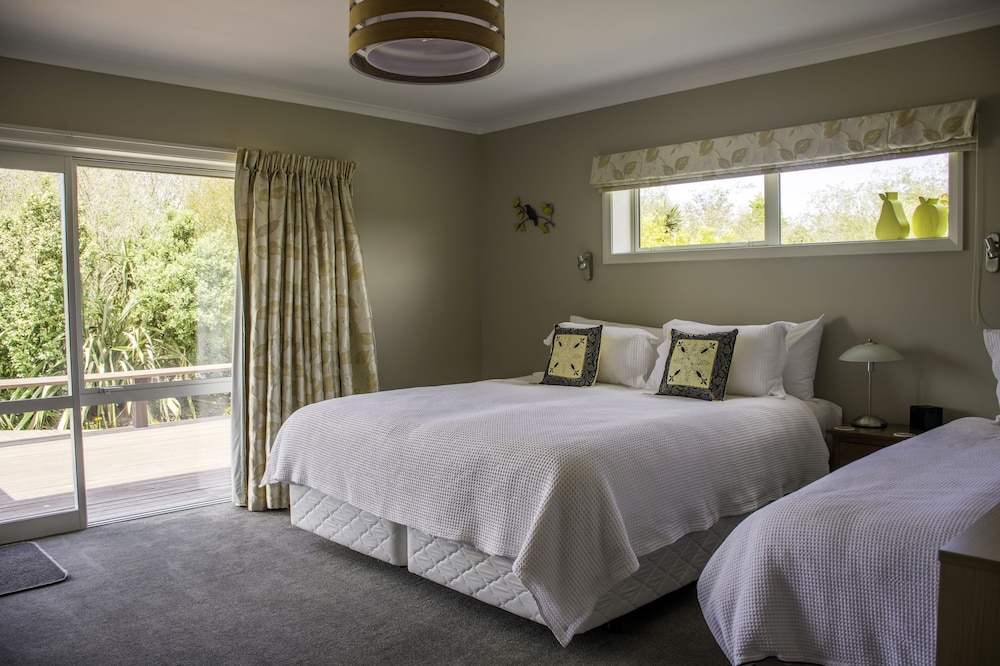 Standard Room, Multiple Beds, Accessible