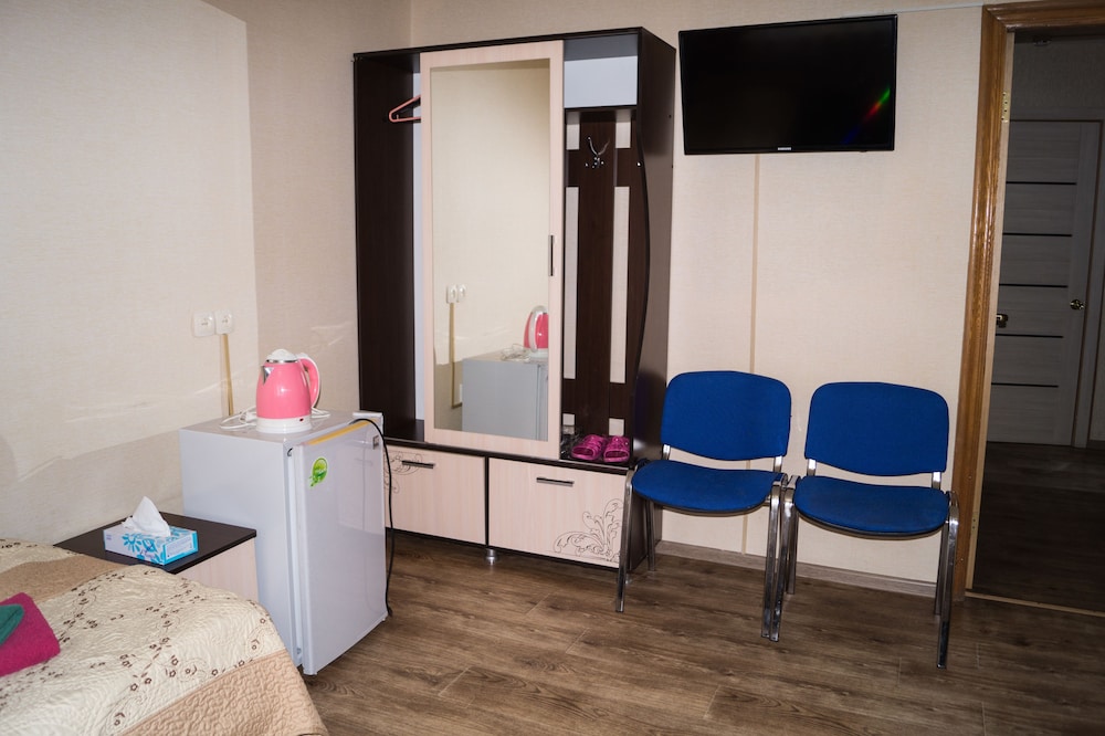 Standard Double Room, Shared Bathroom photo 1