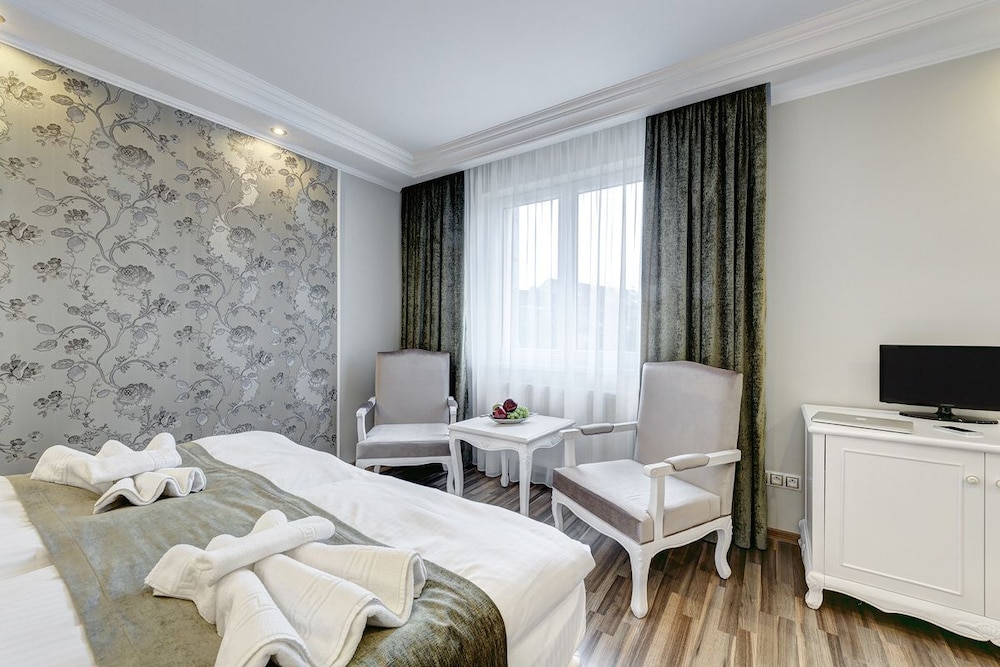 Deluxe Double Room photo 3