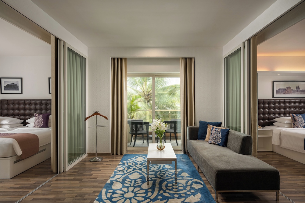 Suite, 2 Bedrooms, Balcony