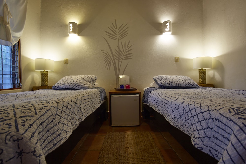 Standard Twin Room, 1 Bedroom, Private Bathroom