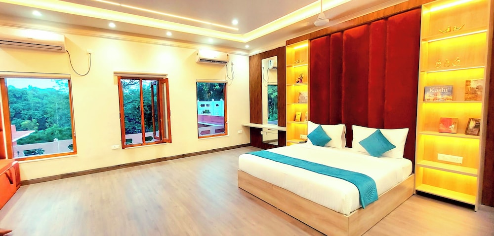 Luxury Penthouse, Park View