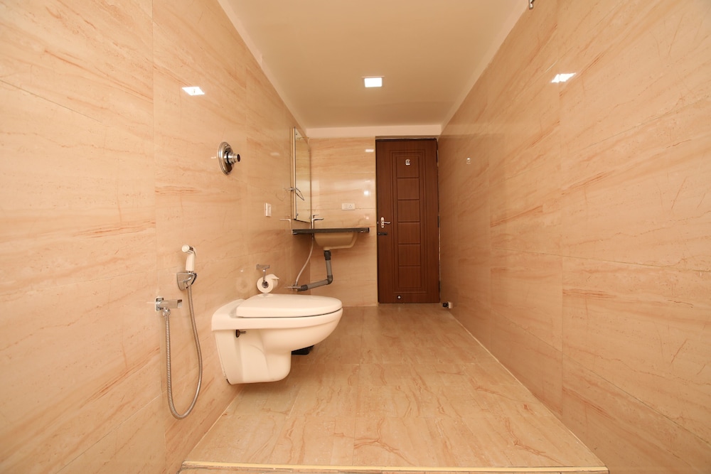 Standard Room - Photo 8
