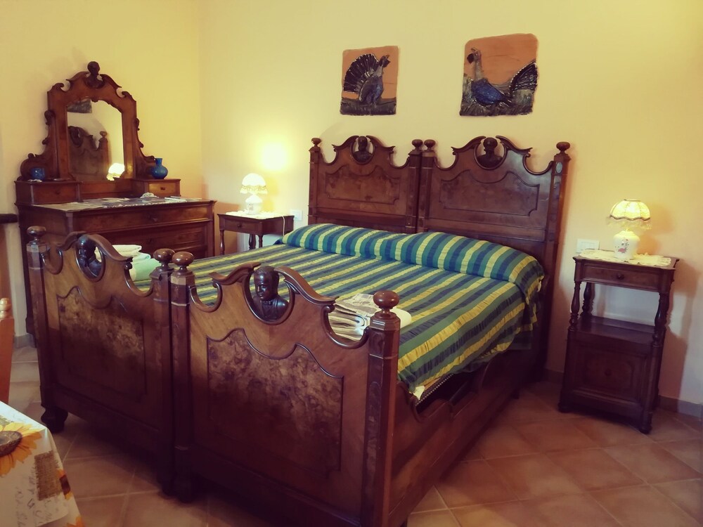 Panoramic Studio, 1 Double Bed, Hill View, Garden Area photo 1