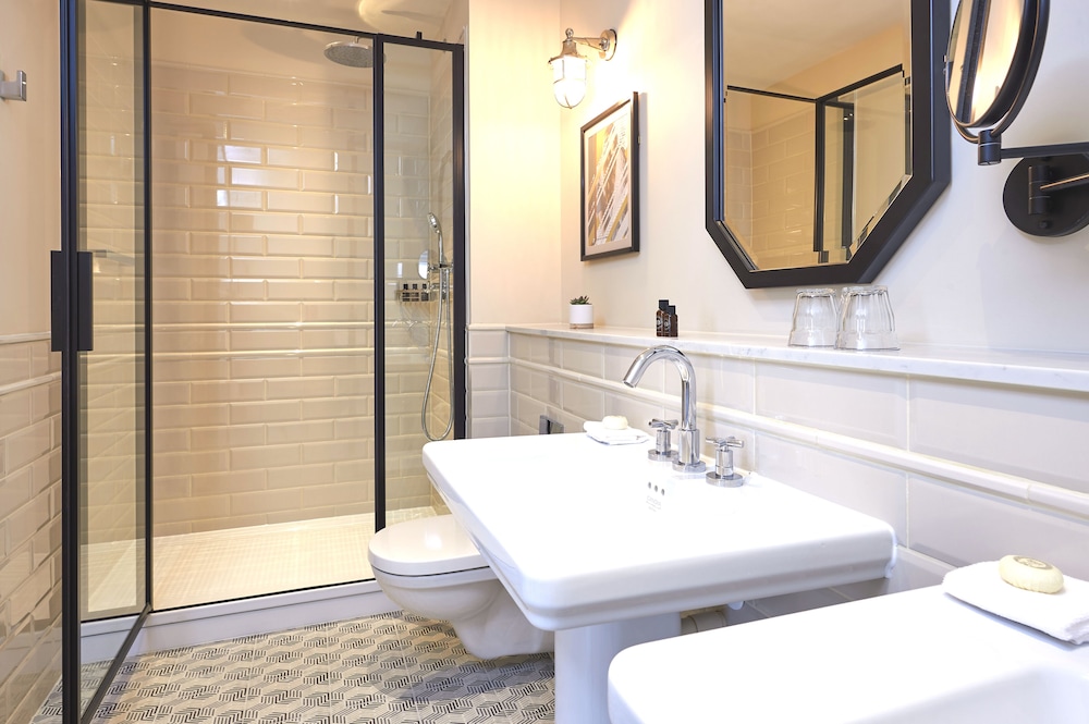 Grand Deluxe Double Room - Photo 5