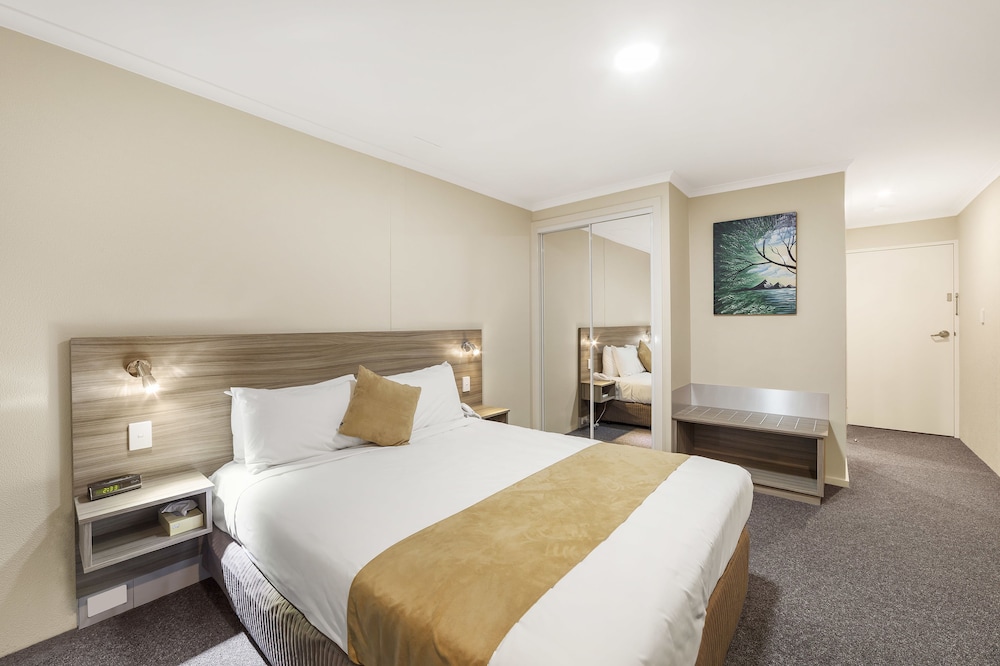 Standard Queen Room photo 3