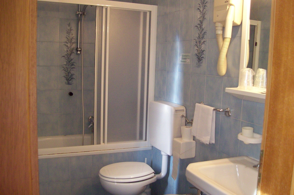 Double or Twin Room, Balcony photo 3