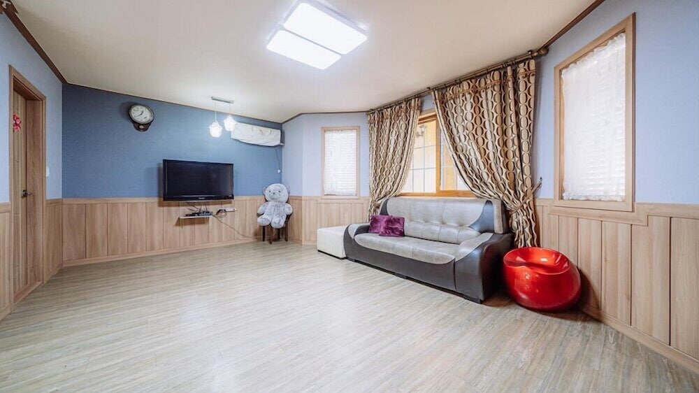 Room (Amante) - Photo 1