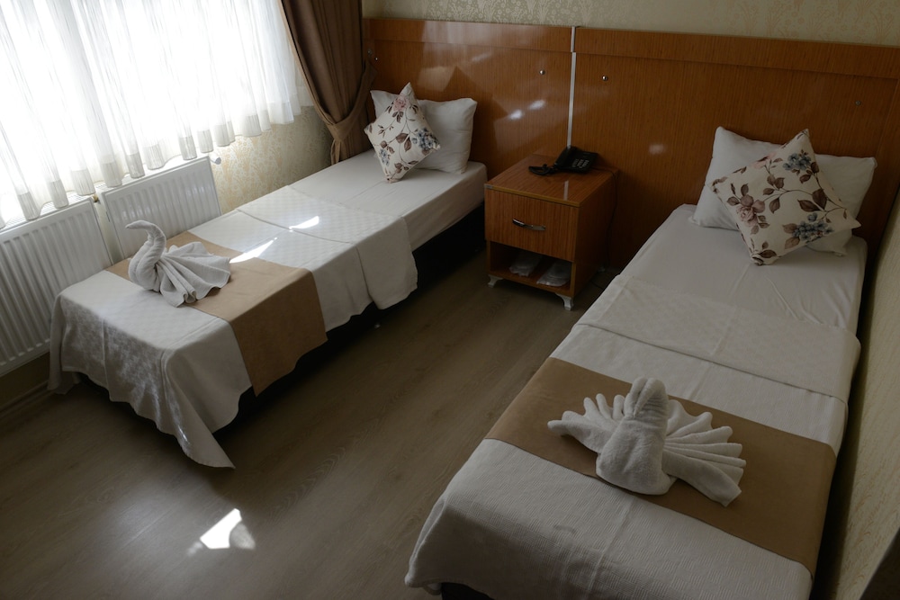 Standard Room, 2 Twin Beds, Non Smoking, Mountain View photo 1