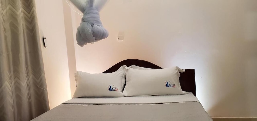 Deluxe Duplex photo 2