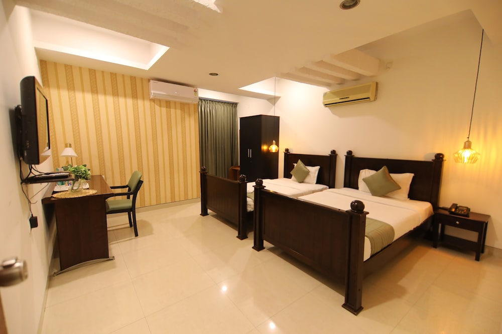 Superior Room, City View