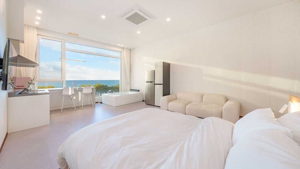 Basic Room, 1 Bedroom (Room 201)