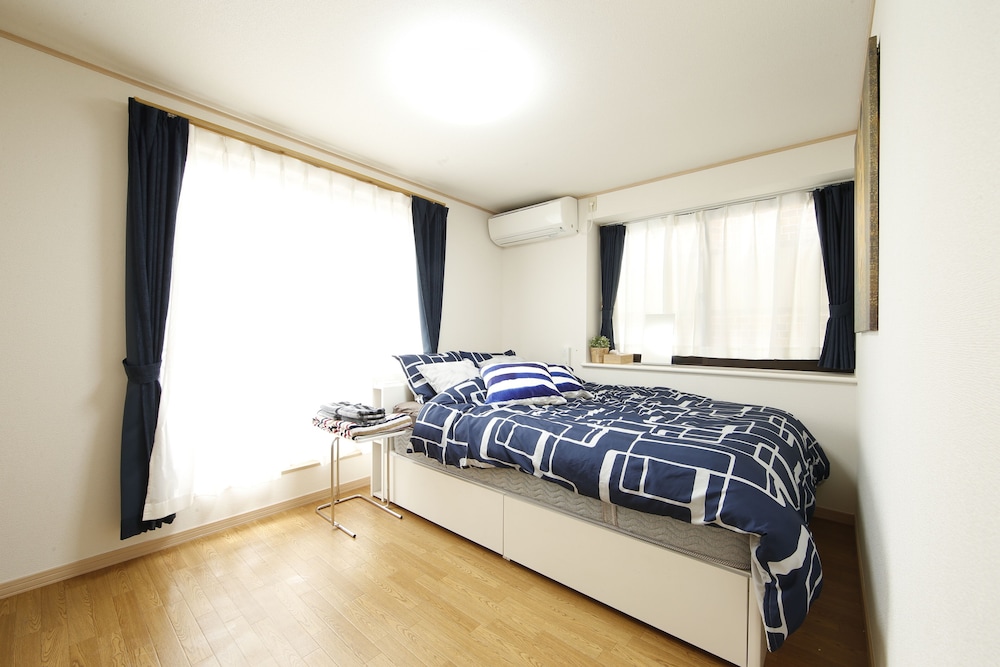 6 beds Private Shibuya House photo 1