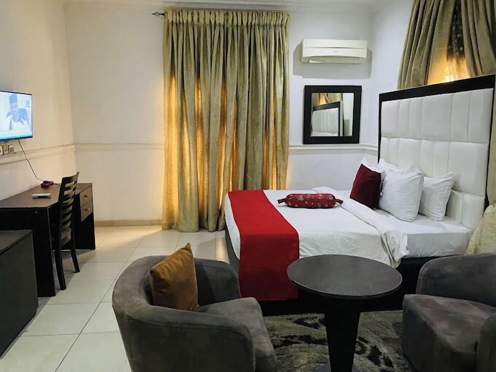 Deluxe Room, Balcony, City View