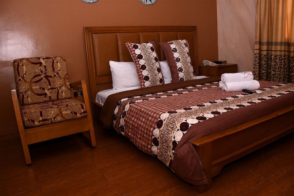 Royal Suite - Photo 1