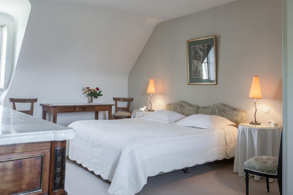 Standard Double Room - Photo 3
