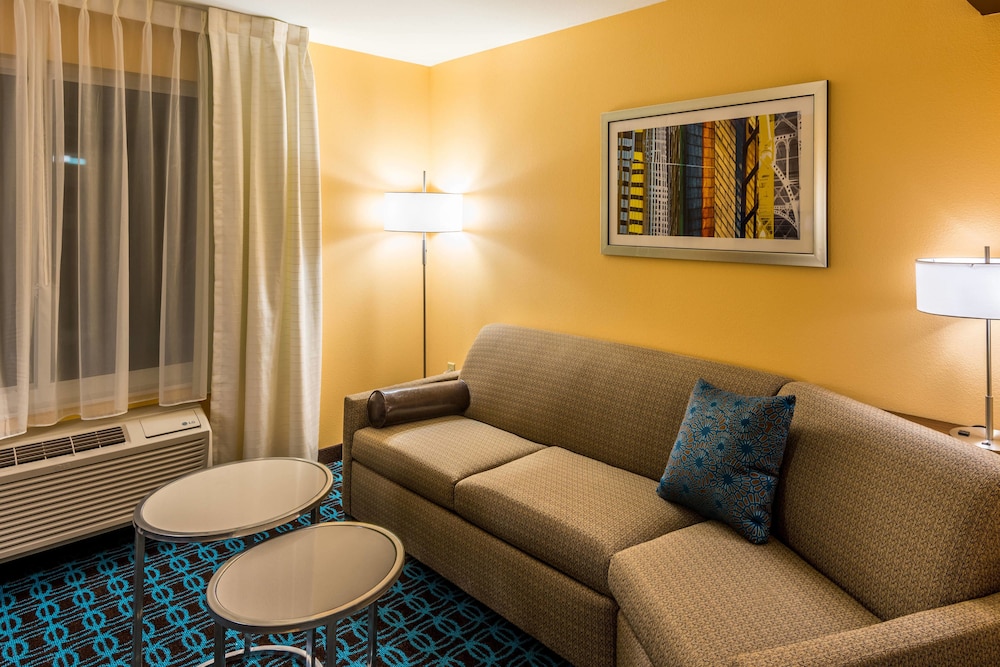 Suite, 1 King Bed with Sofa bed (Hearing Accessible) photo 3