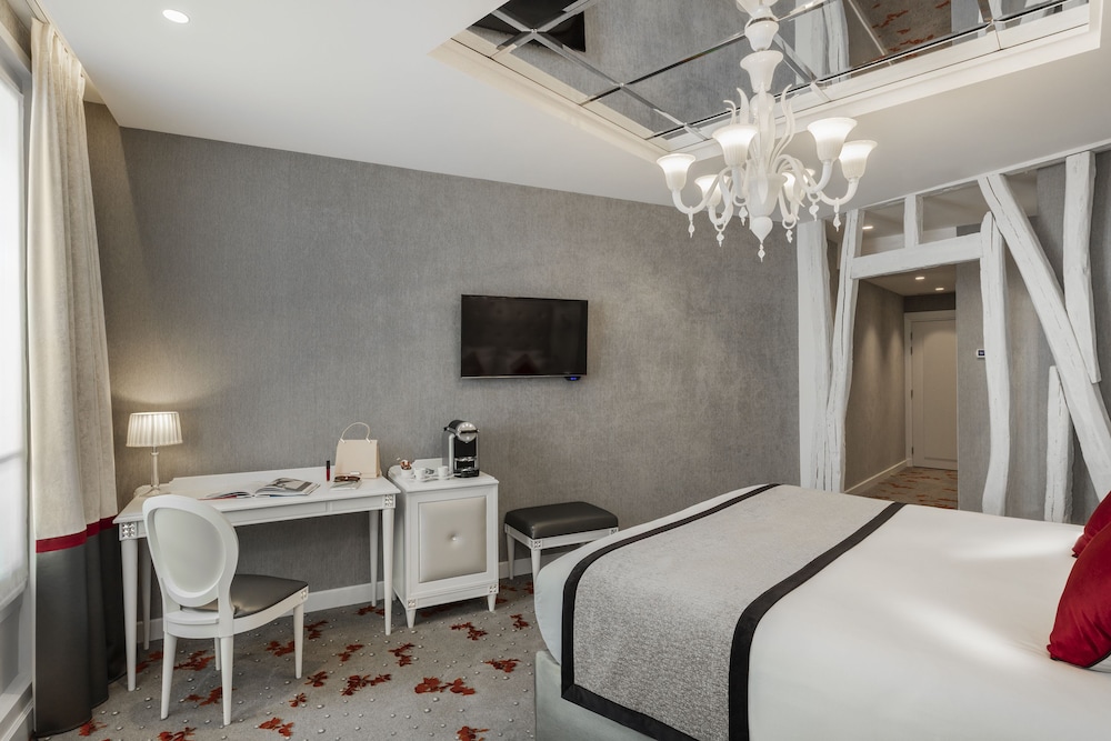 Junior Suite King Size Bed photo 2
