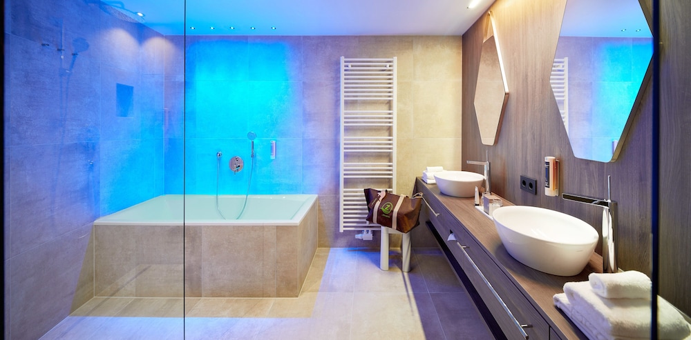 Premium Suite, Balcony (Bergfeuer)
