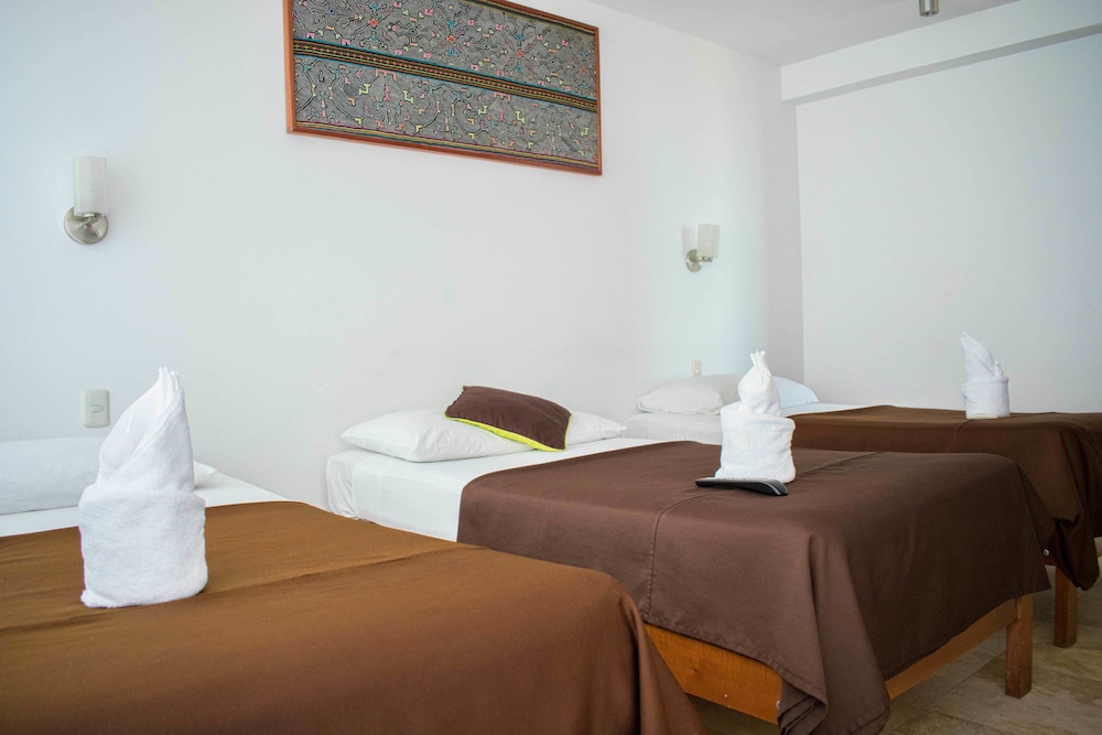 Comfort Triple Room, Accessible photo 2