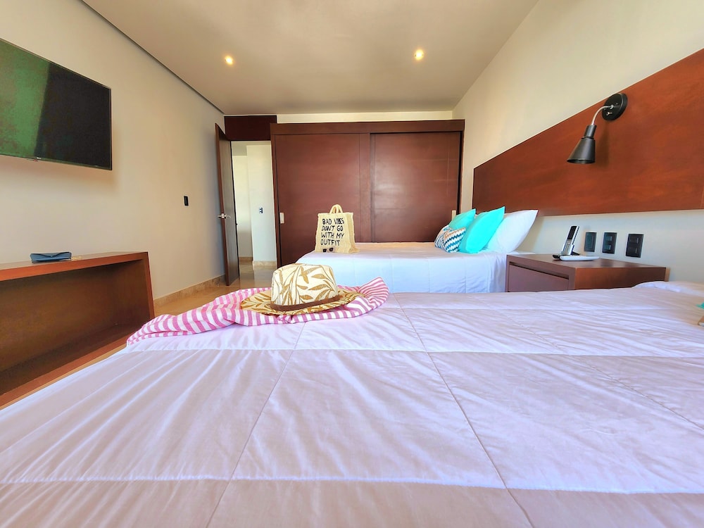 Signature Studio Suite photo 3