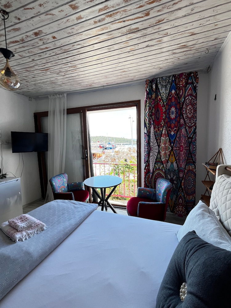 Panoramic Room, 1 Queen Bed, Sea View photo 1
