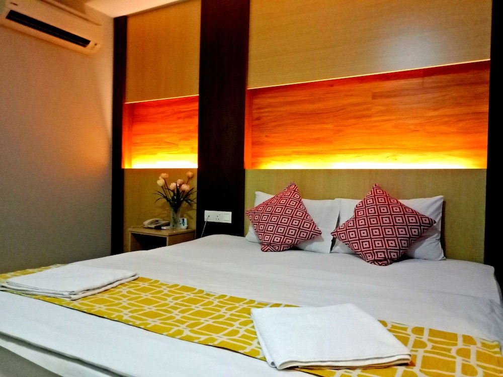 Deluxe Double Room, 1 Queen Bed photo 1