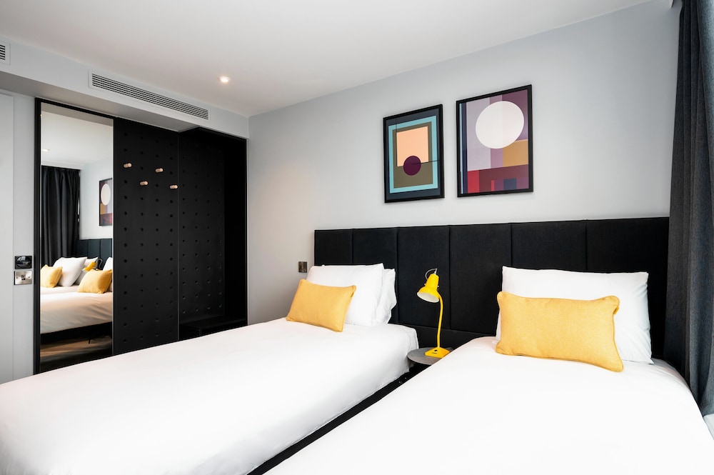 1 Bedroom Apartment (Twin)
