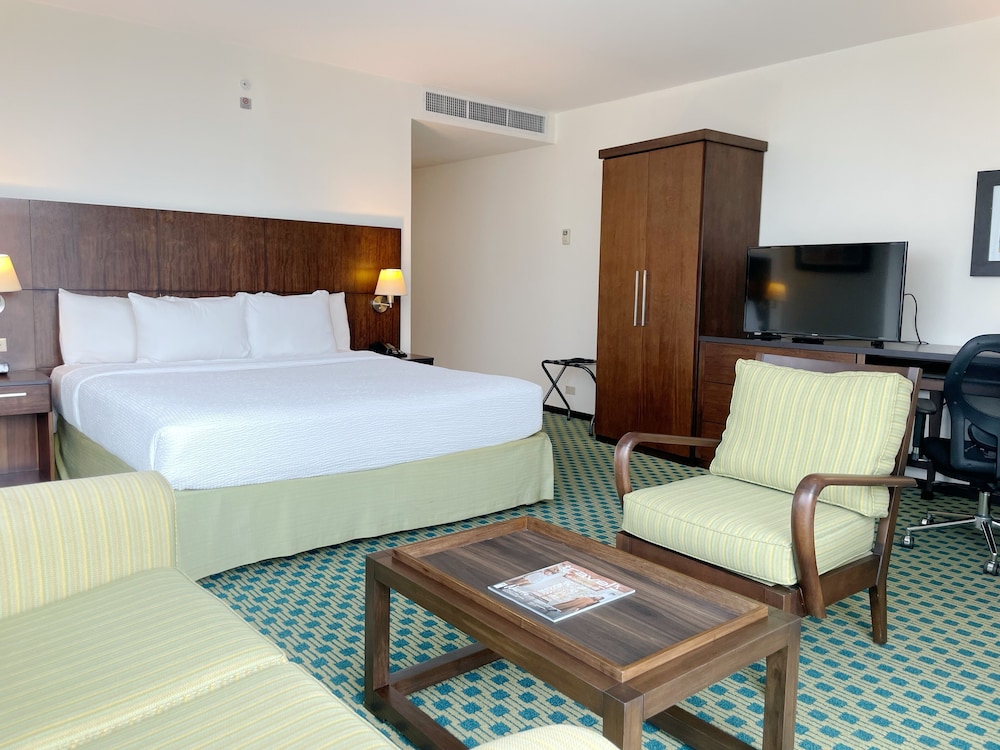 Junior Suite, Multiple Beds, City View - Photo 9
