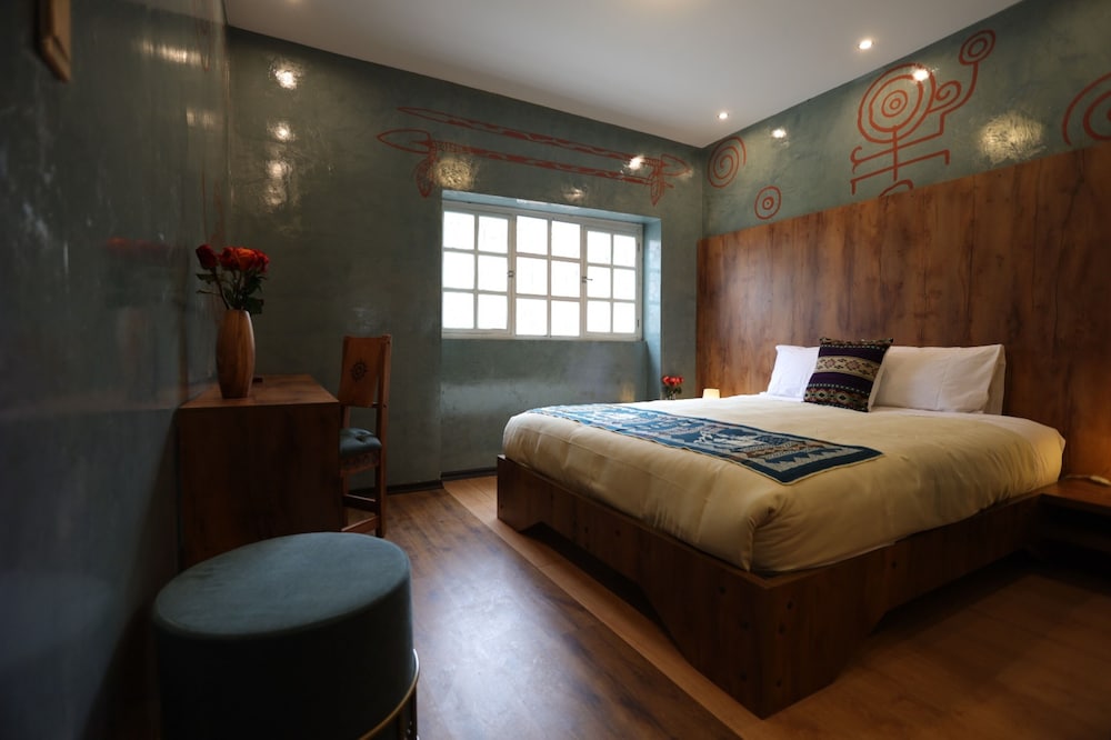 Standard Room, 1 Queen Bed