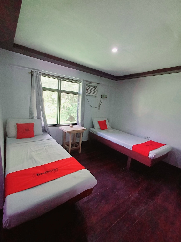 Standard Double or Twin Room, 1 Double or 2 Twin Beds, Non Smoking, Private Bathroom photo 2