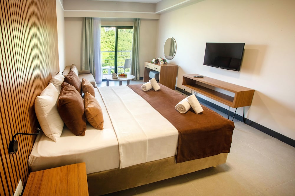 Elite Room