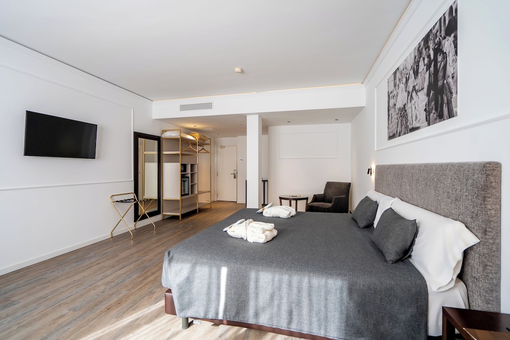 Junior Room