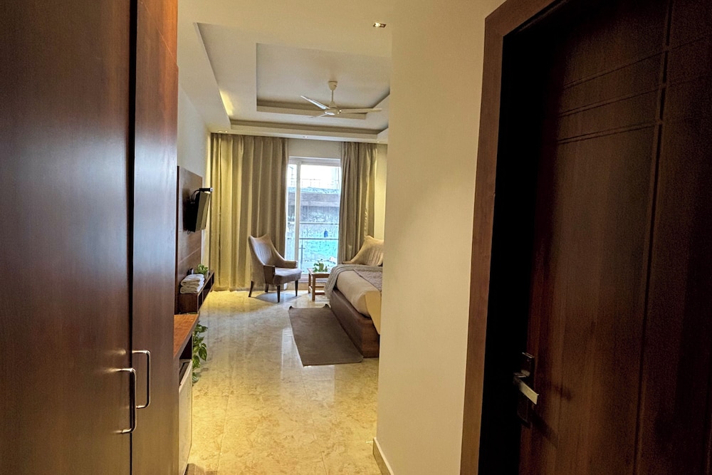 Standard Room - Photo 7