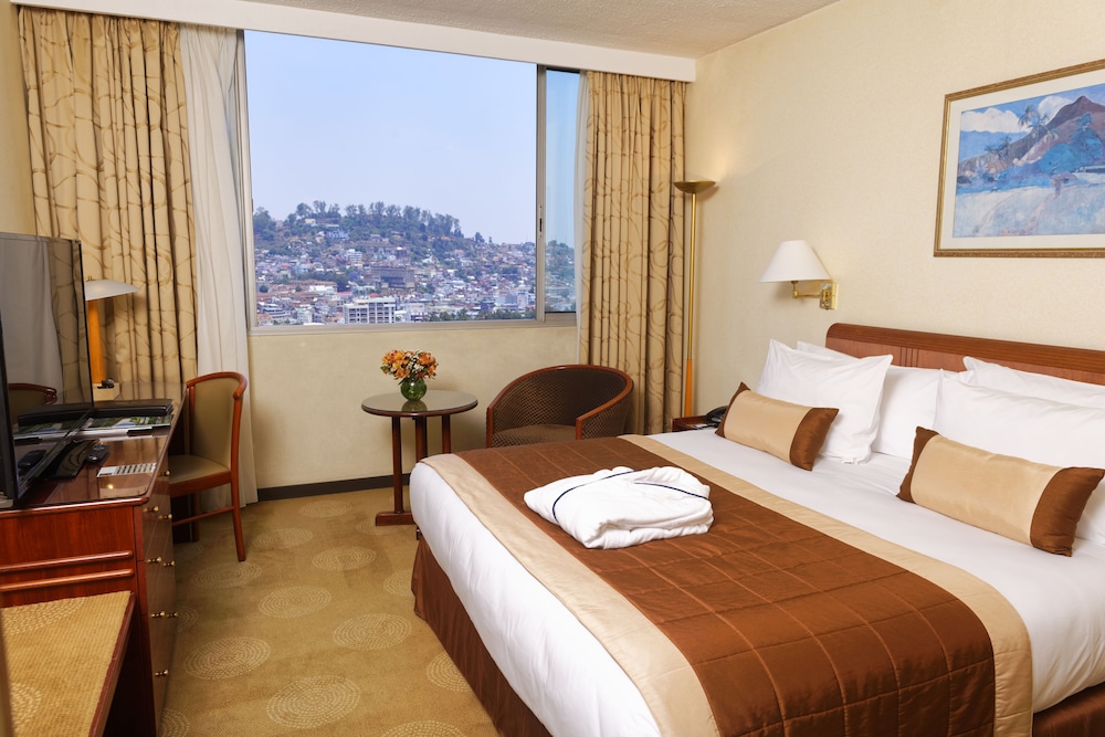 Royal Suite, Lake View (Residential)