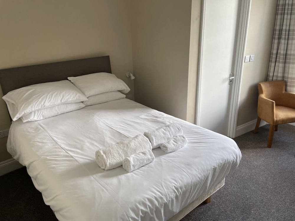 Standard Double Room, Ensuite photo 2