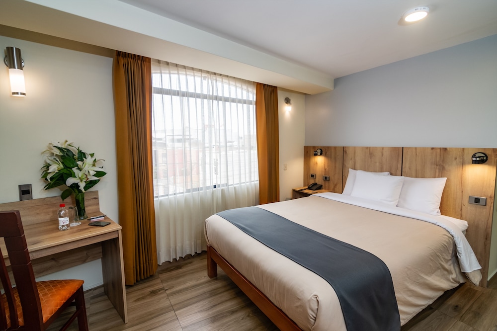 Executive Room, 1 Queen Bed