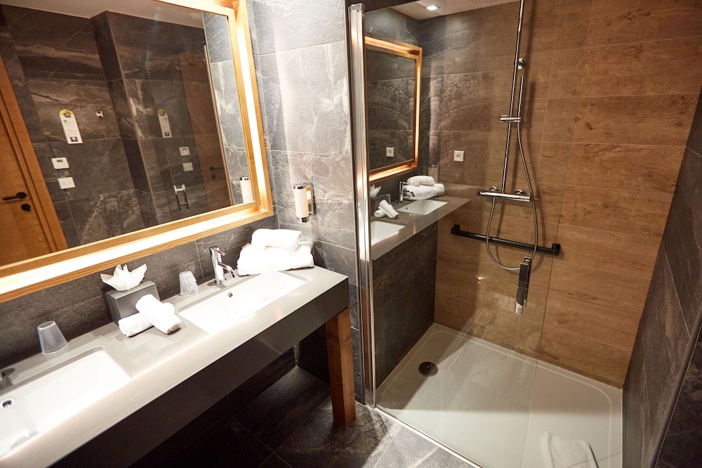 Junior Suite - Photo 2