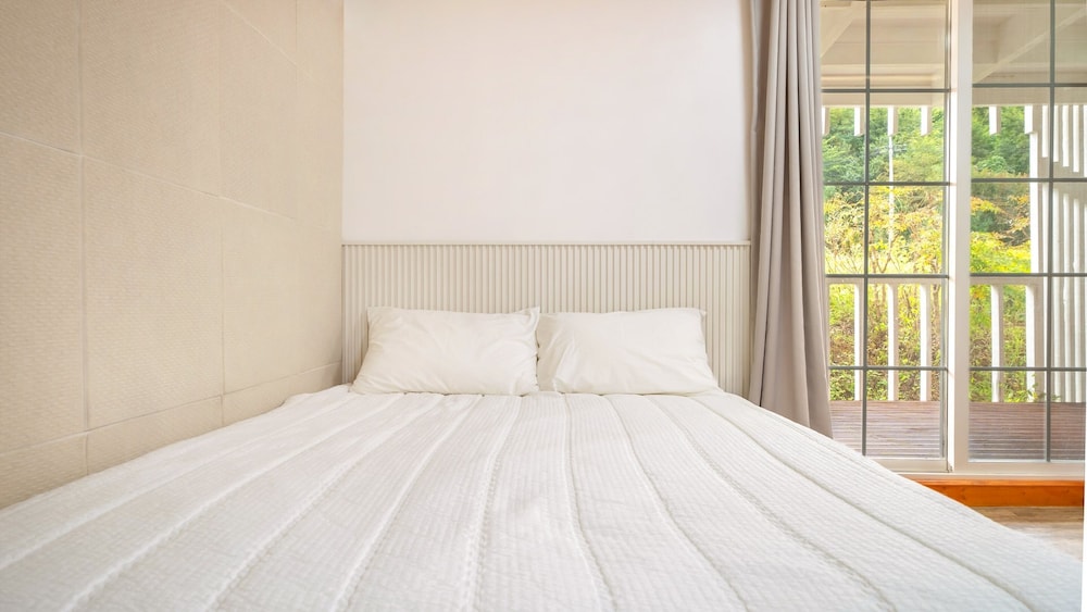 Basic Room, 1 Bedroom (Room 106) - Photo 4