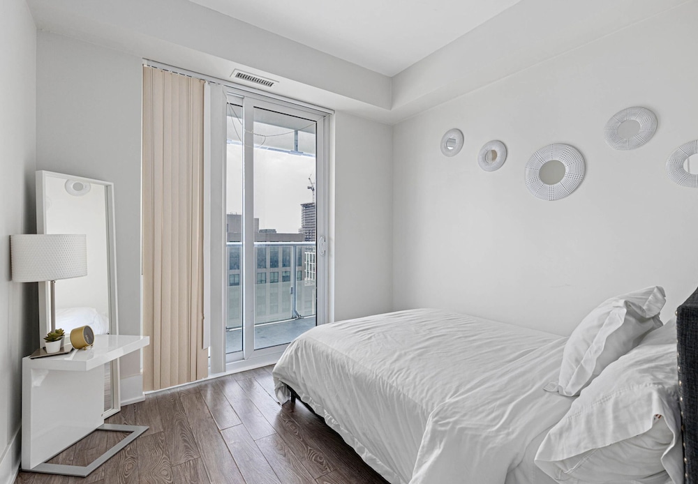 Deluxe Condo, 3 Bedrooms, Non Smoking, City View