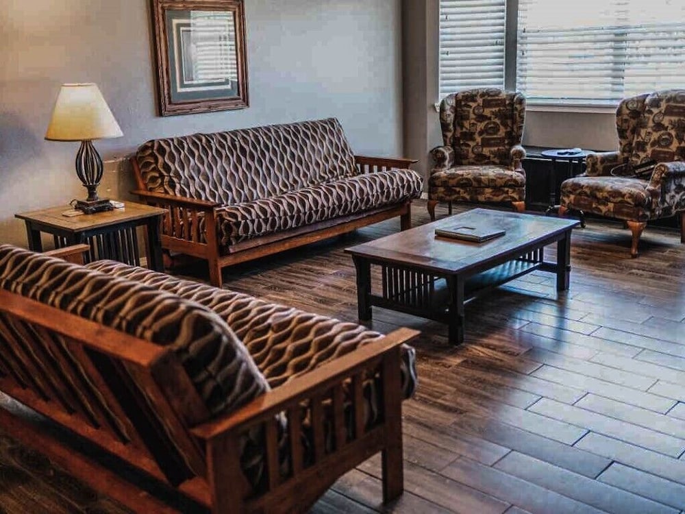 Spacious Suite, Lake Texoma, Lake View, Kitchenette - No Pets, photo 6